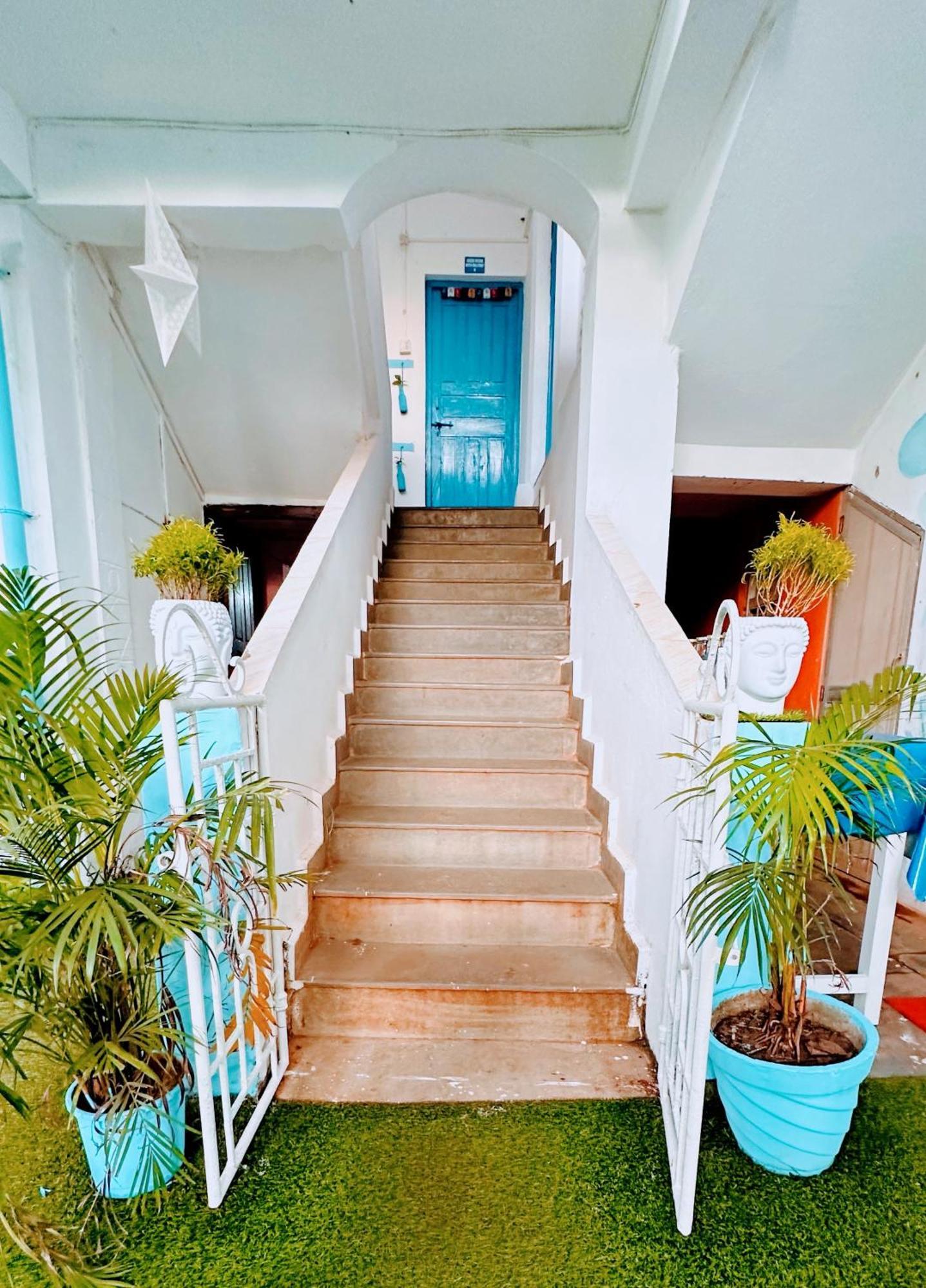 Omkar Wellness Inn Арамбол Екстериор снимка