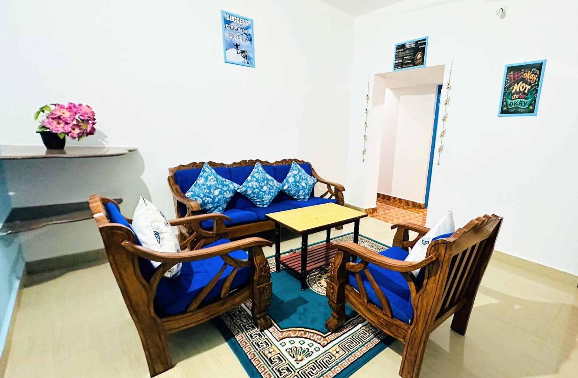 Omkar Wellness Inn Арамбол Екстериор снимка